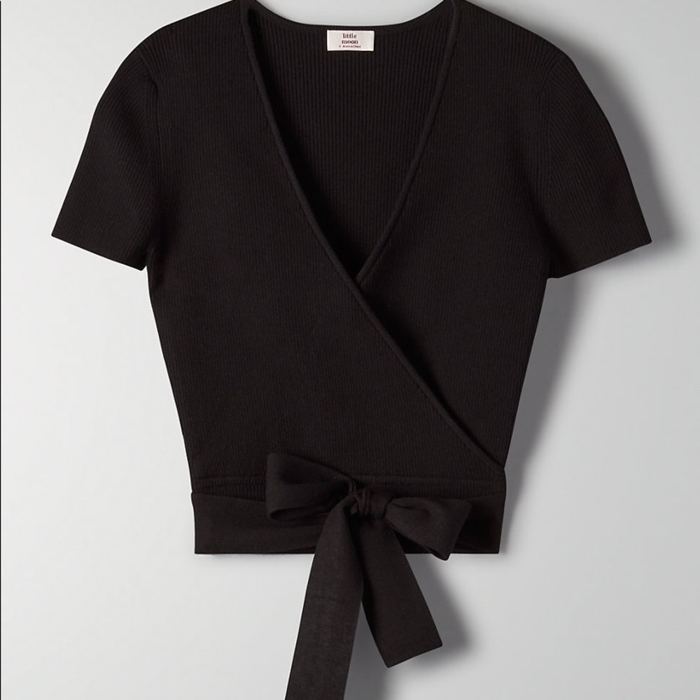 Aritzia Little Moon Wrap Top